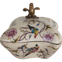 Шкатулка Glasar бежевая с бронзовой птичкой на крышке и цветочным декором 15x15x13 см ГЛАСАР