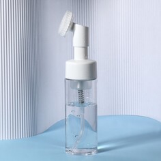 Бутылочка с щеткой для умывания, с дозатором, 150 мл, цвет белый/прозрачный Onlitop