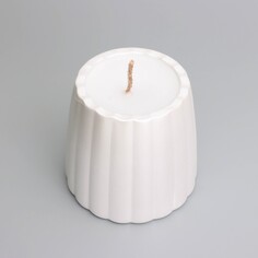 Свеча в подсвечнике из гипса с гладкими гранями, 9,5х9см, белый перламутр Дарим Красиво