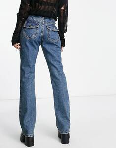 Синие расклешенные джинсы с низкой посадкой и карманами ASOS DESIGN