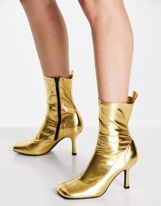 Золотистые сапоги на каблуке с квадратным носком ASOS DESIGN Roma
