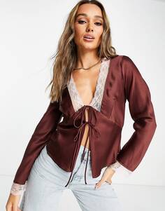 Атласная блуза с завязками спереди и кружевной вставкой ASOS DESIGN шоколадного цвета