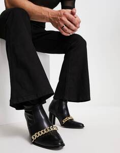 Ботинки на каблуке ASOS DESIGN из черной искусственной кожи с золотой цепочкой