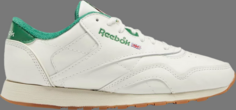 Кроссовки classic leather plus &apos;chalk glen green&apos; Reebok, пломбир