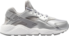 Кроссовки Nike Wmns Air Huarache Run SE &apos;Metallic Silver&apos;, серебряный