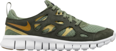 Кроссовки Nike Free Run 2 GS &apos;Oil Green Wheat Gold&apos;, зеленый