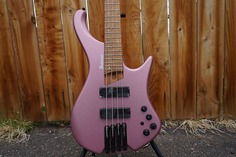 Ibanez EHB1000S PMM 30-дюймовая короткая 4-струнная электрическая бас-гитара цвета розового золота с металлическим матовым покрытием