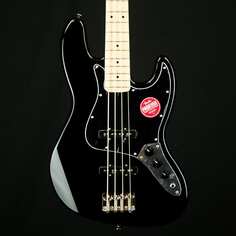 Squier Affinity Series Jazz Bass, кленовый гриф, черная накладка, черный 0378603506