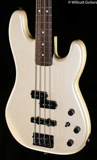 Fender Duff McKagan Precision Bass Палисандр Накладка на гриф Жемчужно-белый (148) Бас-гитара