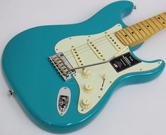Электрогитара Fender American Professional II Stratocaster, синий Майами