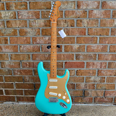 Электрогитара Squier Fender40th Anniversary Stratocaster