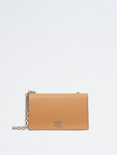 Минималистичный кошелек с цепочкой и ремешком с монограммой Calvin Klein