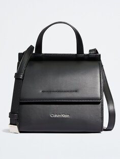 Маленькая сумка через плечо Elemental с квадратным клапаном Calvin Klein, черный