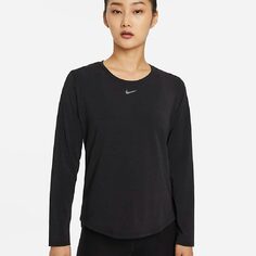 Лонгслив Nike Dri-FIT One Luxe Women&apos;s Standard Fit, черный