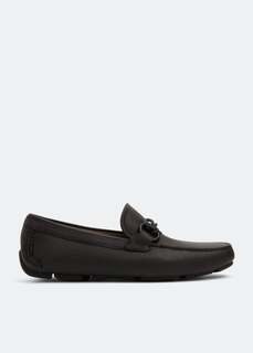 Лоферы FERRAGAMO Gancini driver moccasins, черный