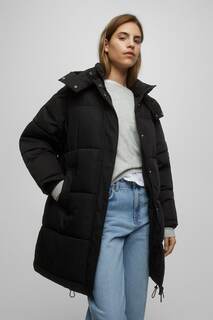 Длинное стеганое пальто с капюшоном Pull&amp;Bear, черный