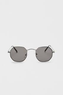 Солнцезащитные очки в металлической оправе с геометрическим принтом Pull&amp;Bear