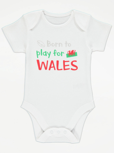 Белое боди с надписью Born To Play For Wales George., белый