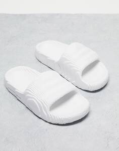 Белые шлепанцы adidas Originals Adilette 22