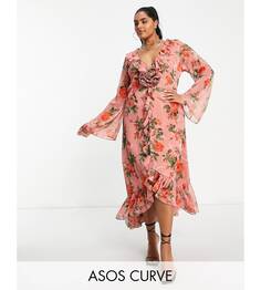 Платье миди с глубоким вырезом и мятым корсажем ASOS DESIGN Curve Curve с розовым цветочным принтом ASOS Curve