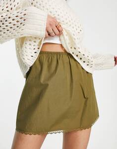 Фестивальная мини-юбка цвета хаки с кружевной отделкой COLLUSION