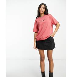 Розовая футболка Nike Midi Swoosh