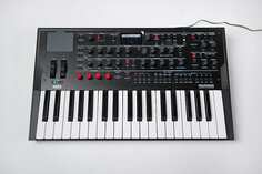 Korg Modwave 37-клавишный волновой синтезатор Modwave 37-Key Wavetable Synthesizer