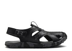 Кроссовки Under Armour FAT TIRE DEFENDER SANDAL PS &apos;BLACK CAMO&apos;, черный