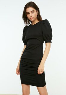 Платье-футляр Trendyol, черный