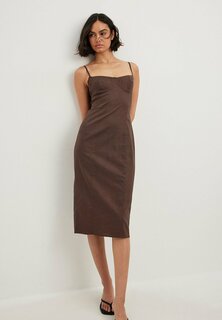 Элегантное платье NA-KD, коричневый