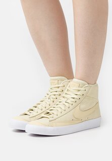 Высокие кроссовки Nike W Blazer Mid Prm, алебастр / белый