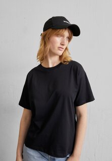 Базовая футболка Filippa K, черный