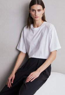 Базовая футболка Filippa K, белый