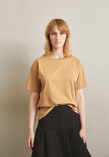 Базовая футболка Filippa K