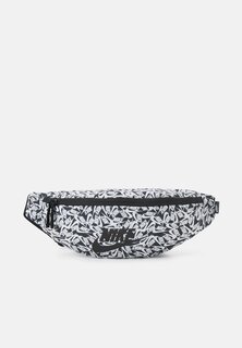 Поясная сумка Nike, черно-белый