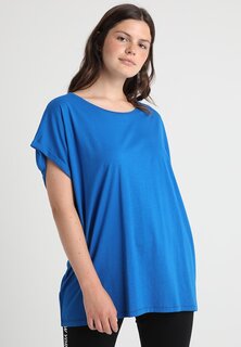 Базовая футболка Urban Classics Curvy, ярко-голубой