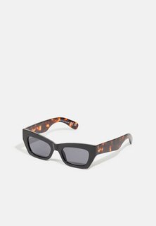 Солнцезащитные очки Marks &amp; Spencer, черный
