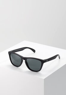 Солнцезащитные очки CHPO, черный