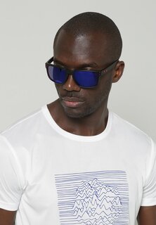 Солнцезащитные очки Oakley