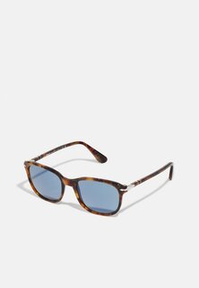 Солнцезащитные очки Persol