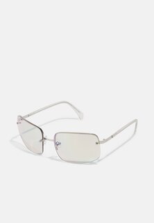 Солнцезащитные очки Pier One