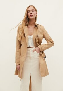 Trench stradivarius beige best sale