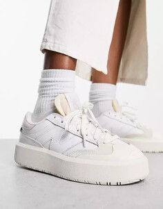 Бело-розовые кроссовки New Balance CT302, белый