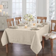 Продолговатая скатерть Caiden Elegance Damask, 60 x 102 дюйма Villeroy &amp; Boch