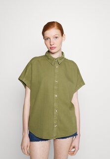 Блузка на пуговицах Monki, зеленый