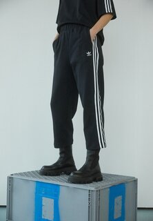 Спортивные брюки adidas Originals, черный