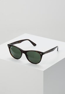 Солнцезащитные очки Ray-Ban