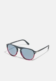 Солнцезащитные очки Persol