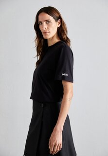 Базовая футболка 032c, черный