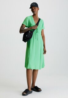 Летнее платье Calvin Klein Jeans, зеленый